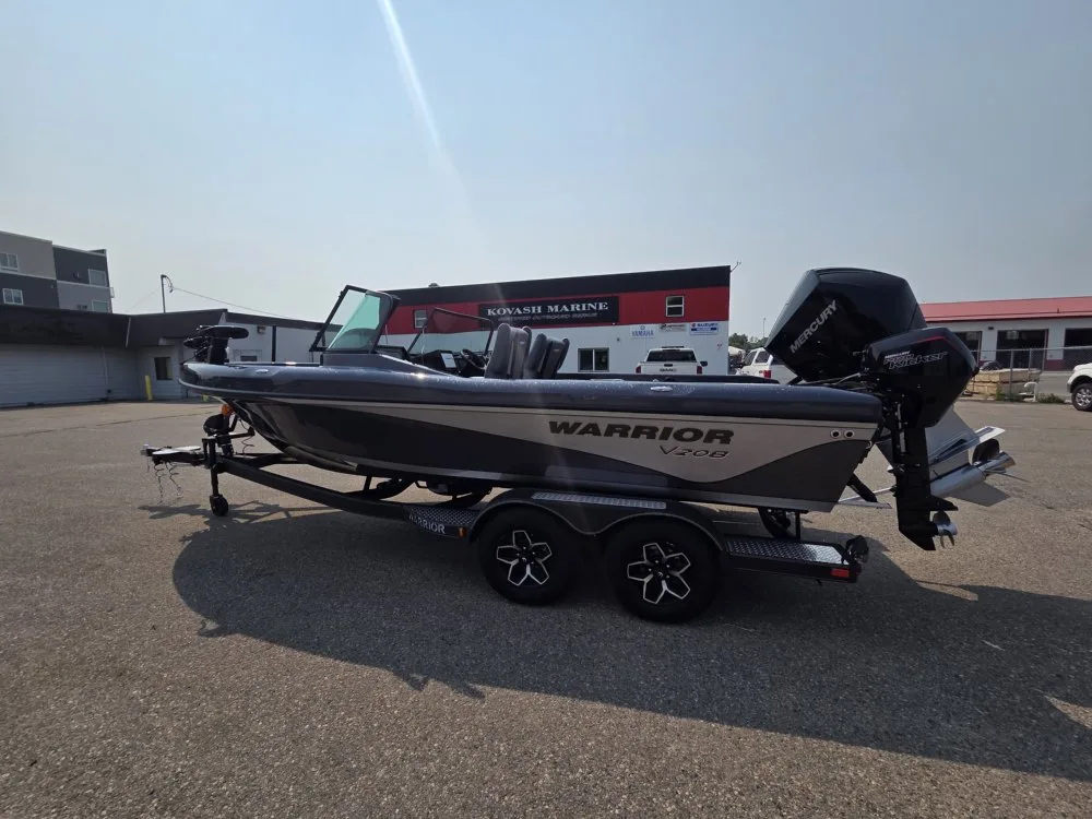 CUSTOM COLOR - 2026 WARRIOR 208 MERCURY 300 VERADO AND 15 KICKER
